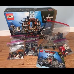 Lego Temple of The Ultimate Ultimate Weapon